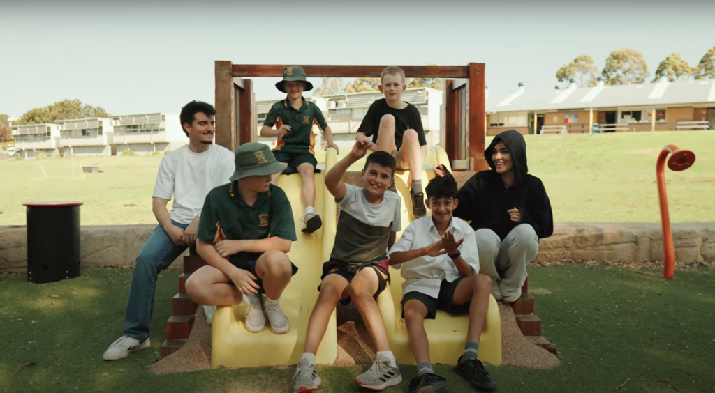 Shell Gang Gang of youth making change in Shell Cove -Australian Baha'i Horizons